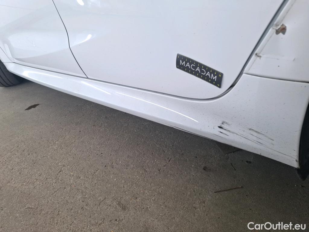  Toyota  Yaris TOYOTA  Hybride / 2019 / 5P / Berline Hybride 116h France Business Stage Acad #13