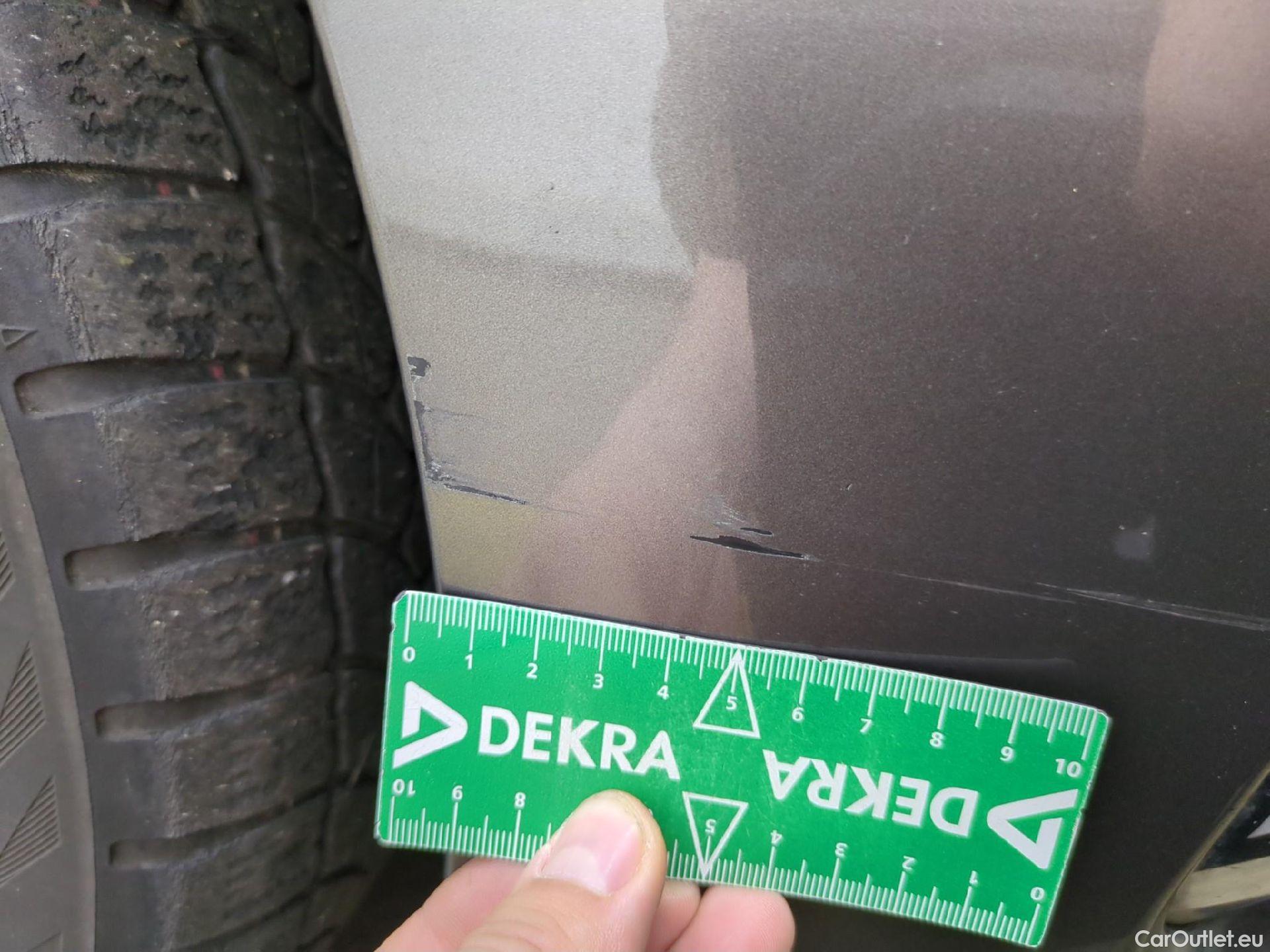  Toyota  Yaris TOYOTA  / 2017 / 5P / Berline 110 VVT-i CVT France Business #31