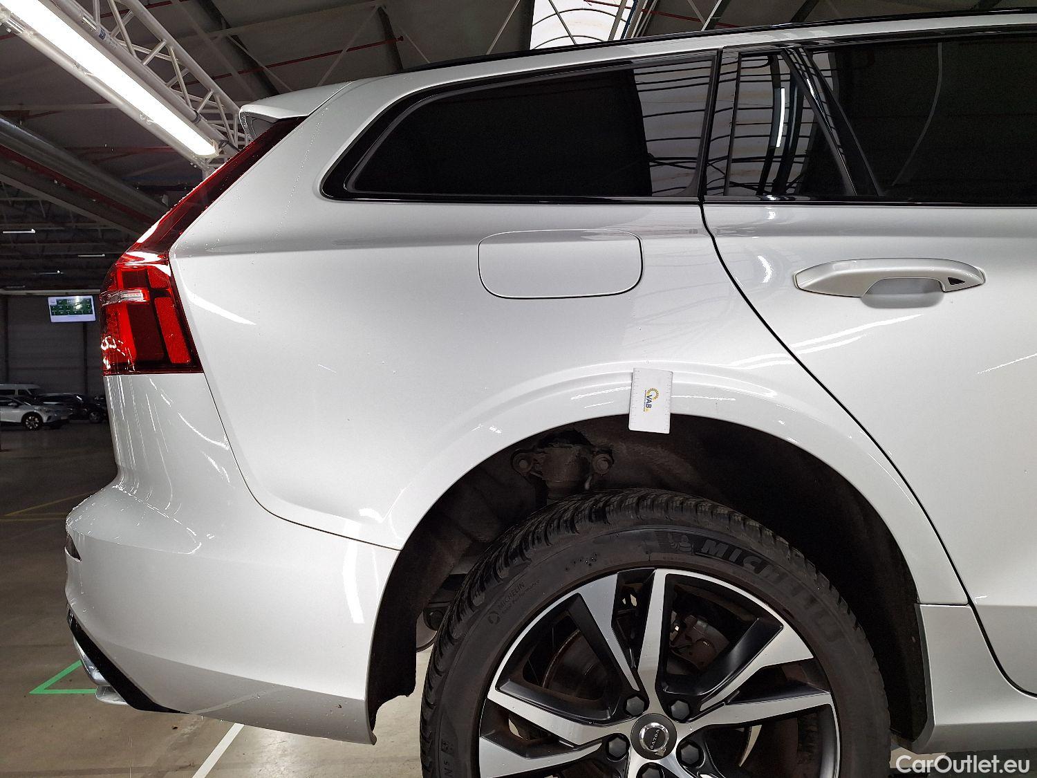  Volvo  V60 Volvo,  '18, Volvo  B3 R-Design DCT 5d #9