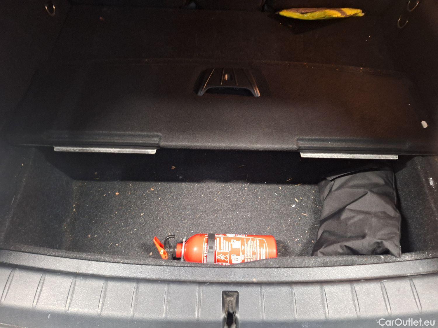  Bmw  X1 BMW,  FL'19, BMW  xDrive18d (110 kW) 5d #1