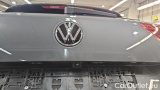  Volkswagen  Golf  2.0 TDI SCR DSG 110kW R-Line Variant #24