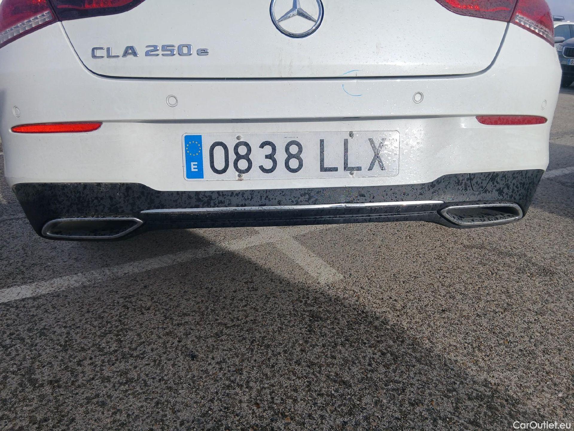  Mercedes  CLA-Klasse MERCEDES-BENZ CLA / 2019 / 4P / coupé CLA 250 e #29