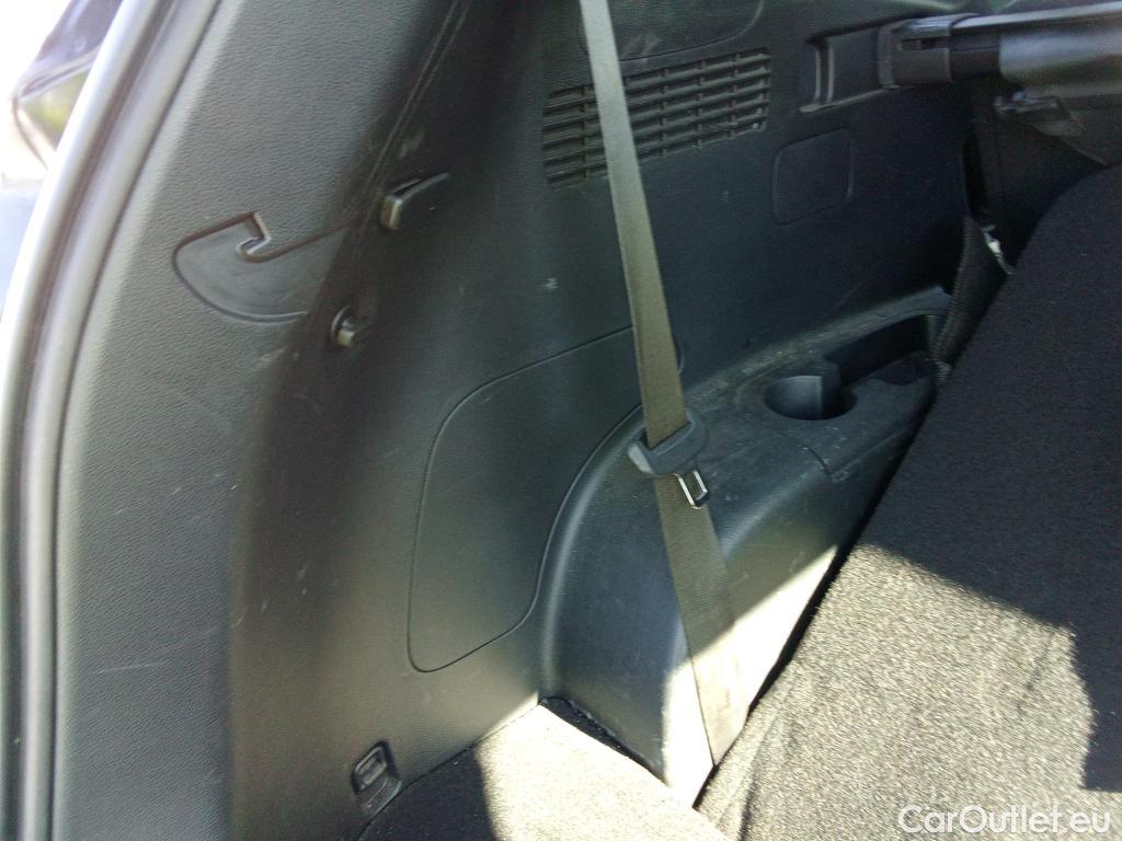  Hyundai  Santa Fe HYUNDAI  / 2021 / 5P / todoterreno 2.2 CRDi Maxx DCT 4x2 #21