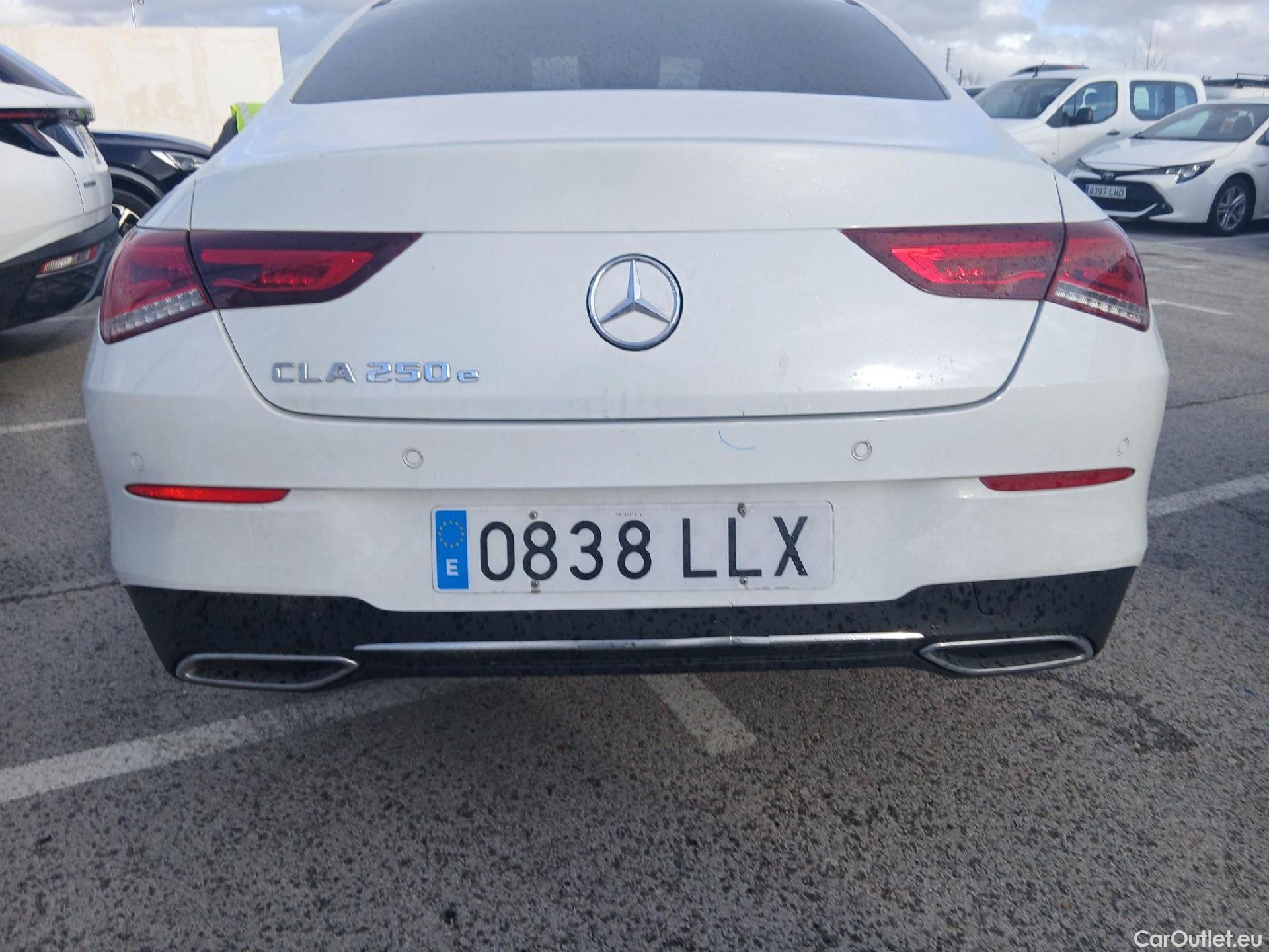  Mercedes  CLA-Klasse MERCEDES-BENZ CLA / 2019 / 4P / coupé CLA 250 e #14