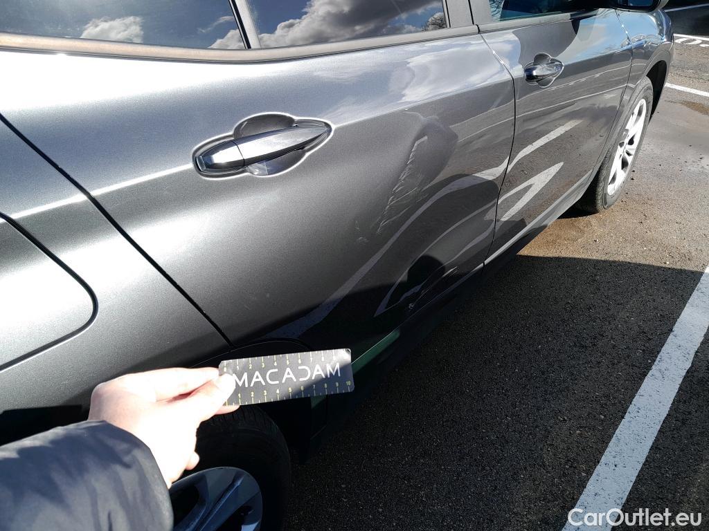  Bmw  X2 BMW  / 2017 / 5P / todoterreno sDrive18d (AC) #3