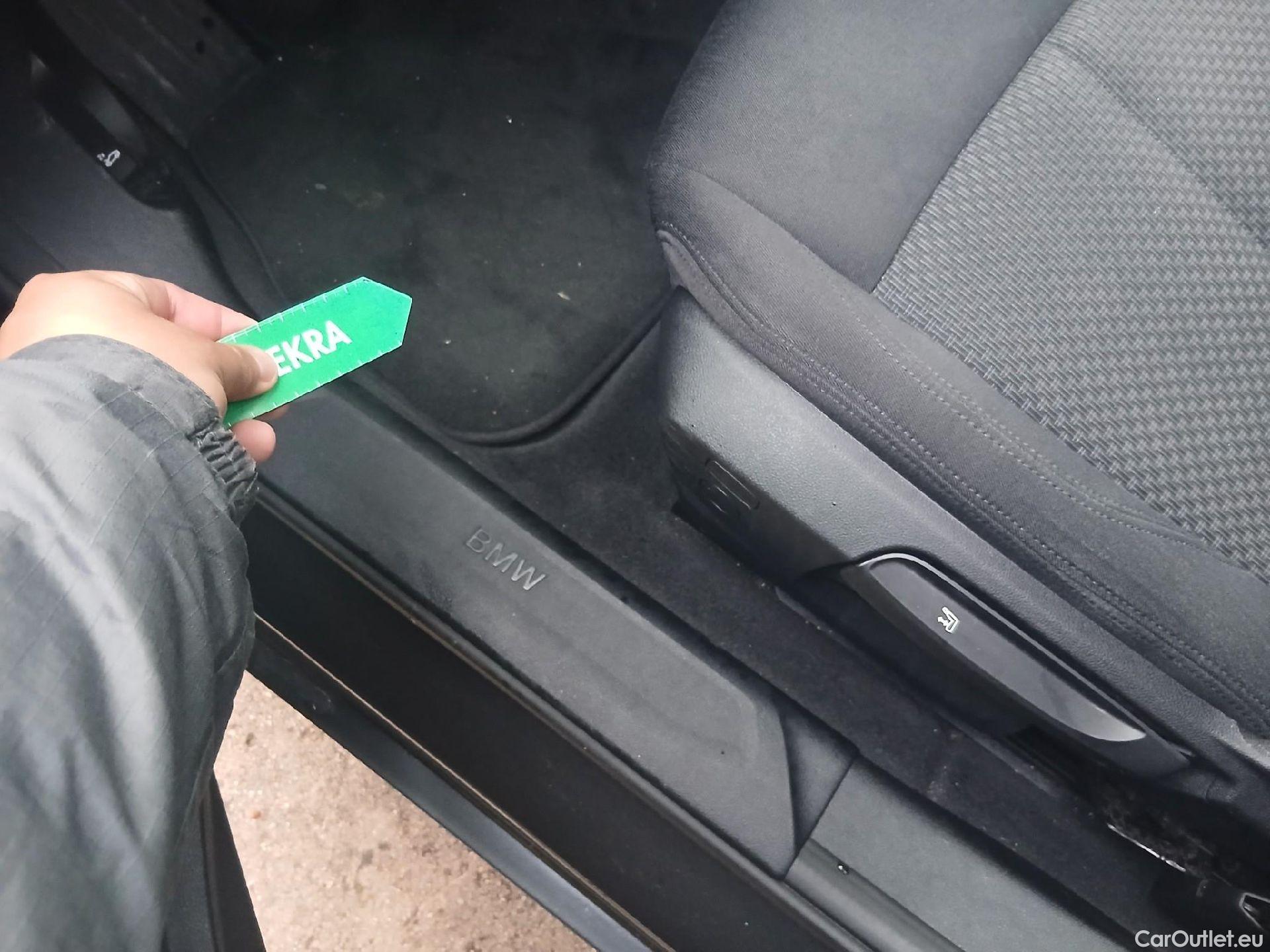  Bmw  Serie 1 BMW  / 2019 / 5P / berlina con portón 118i #1