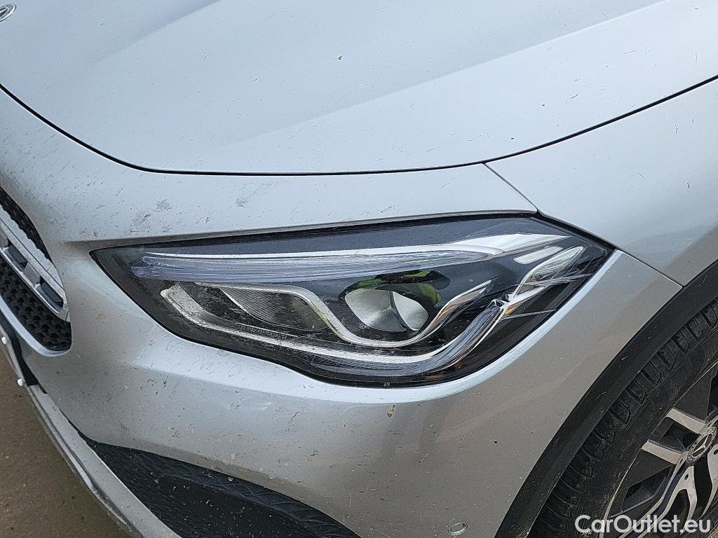  Mercedes  GLA MERCEDES-BENZ  / 2020 / 5P / todoterreno  250 e #1