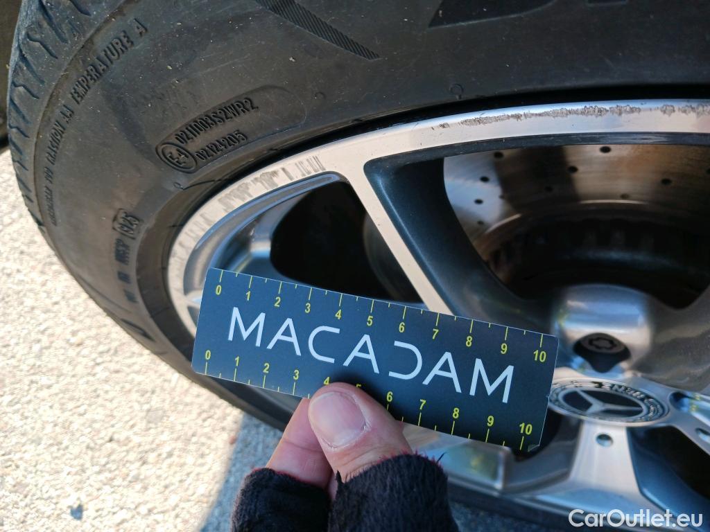  Mercedes  G-Klasee MERCEDES-BENZ GLC Coupé / 2019 / 5P / coupé GLC 300 de 4MATIC #4