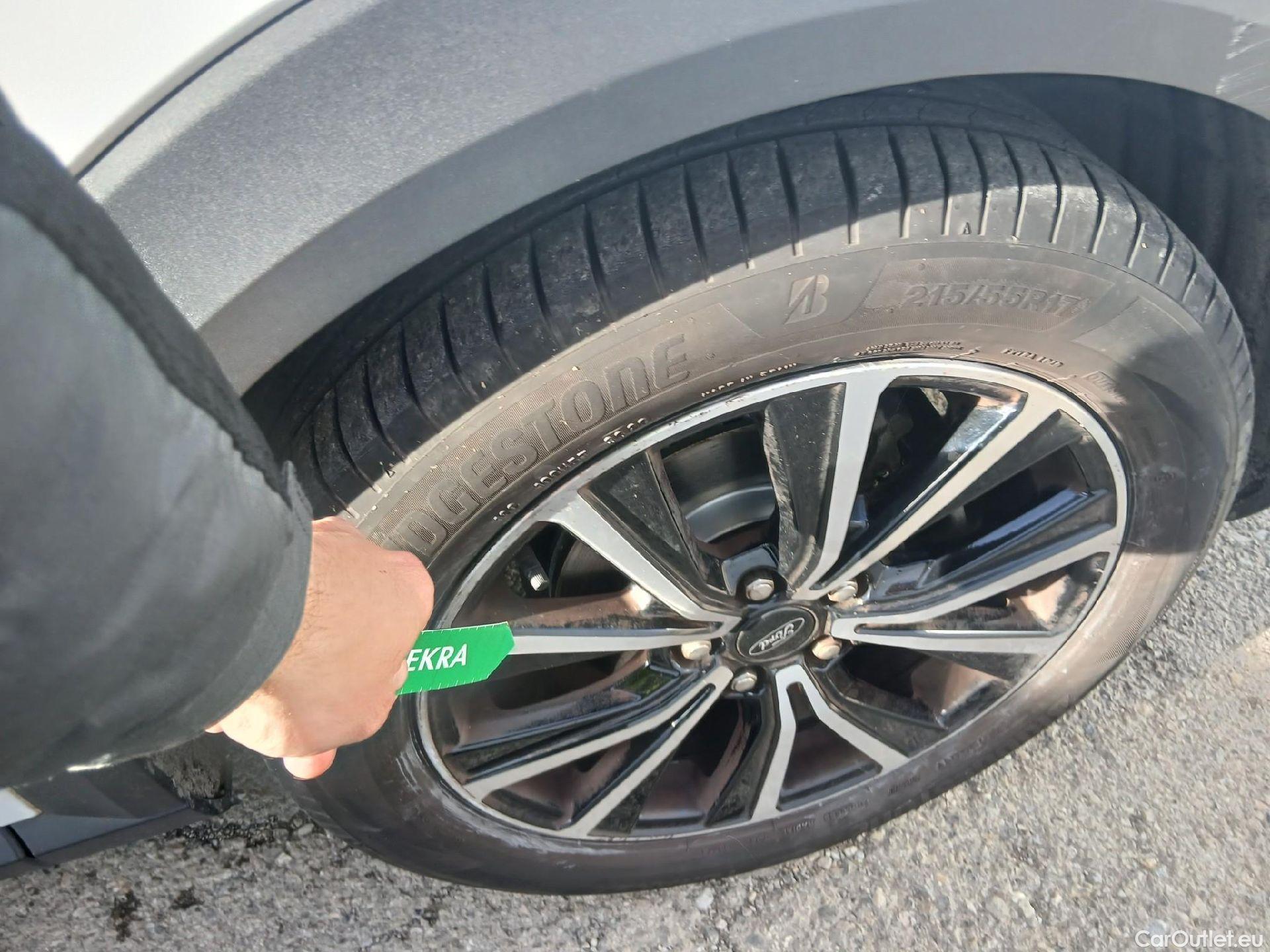  Ford  Puma FORD  / 2019 / 5P / todoterreno 1.0 EcoBoost 92kW (125cv) Titanium MHEV #24