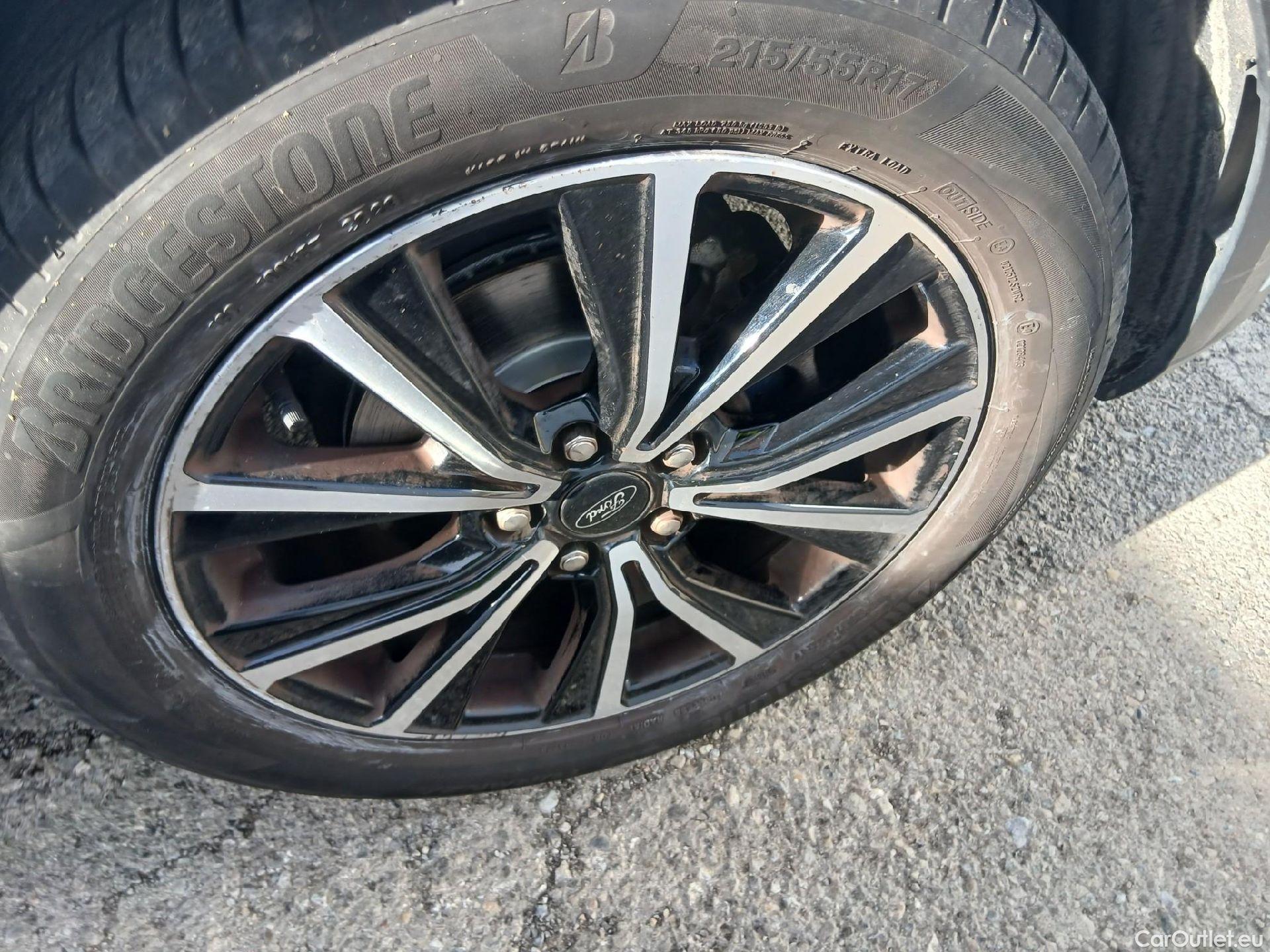  Ford  Puma FORD  / 2019 / 5P / todoterreno 1.0 EcoBoost 92kW (125cv) Titanium MHEV #23