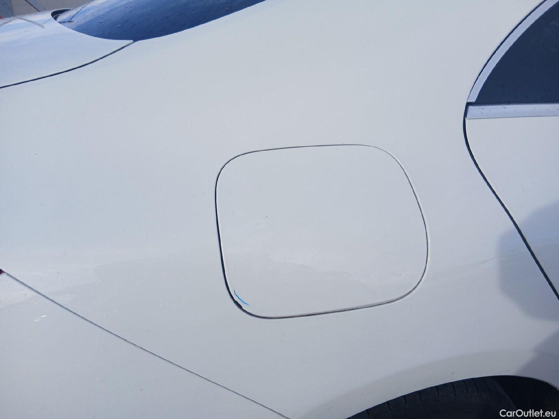  Mercedes  CLA-Klasse MERCEDES-BENZ CLA / 2019 / 4P / coupé CLA 250 e #12