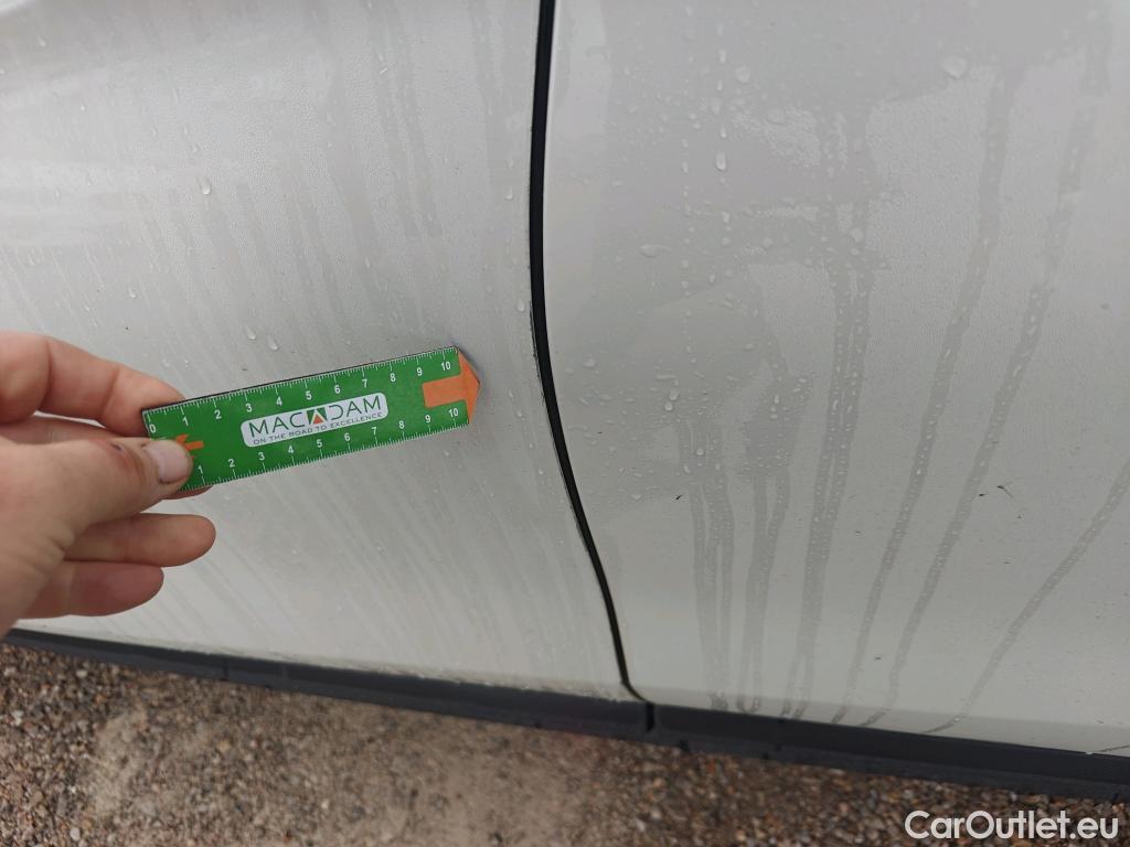  Bmw  X1 BMW  / 2019 / 5P / todoterreno sDrive16d Business #6