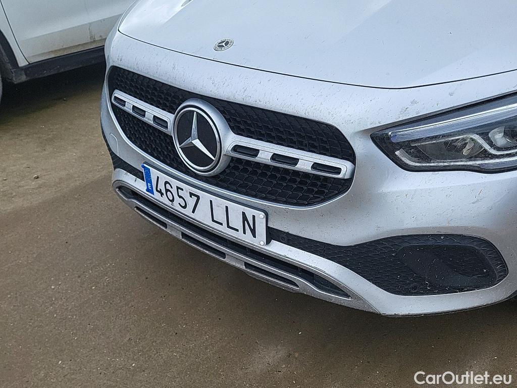  Mercedes  GLA MERCEDES-BENZ  / 2020 / 5P / todoterreno  250 e #5