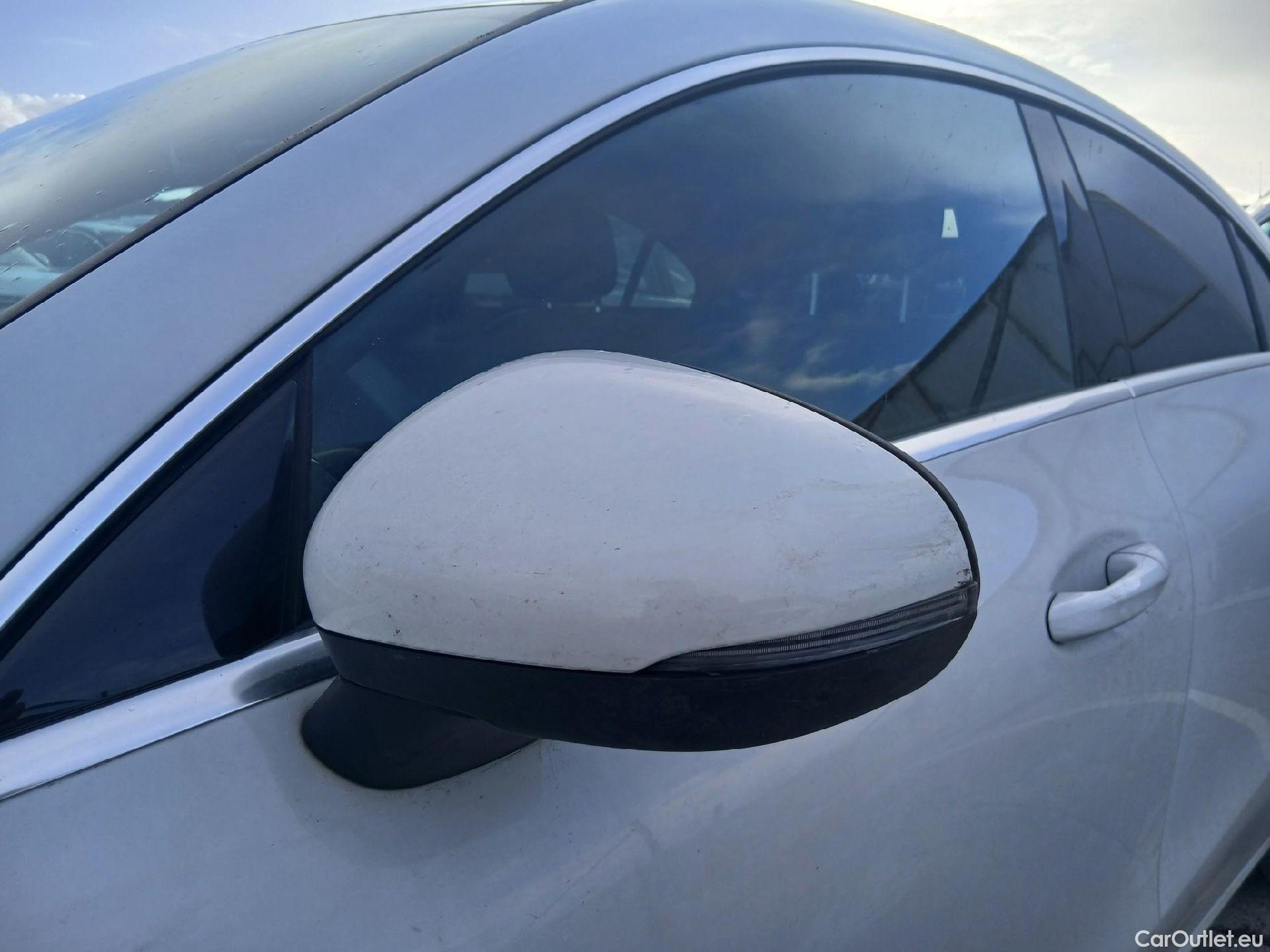  Mercedes  CLA-Klasse MERCEDES-BENZ CLA / 2019 / 4P / coupé CLA 250 e #8