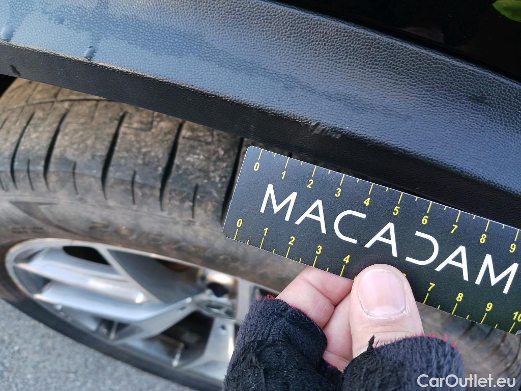  Mercedes  G-Klasee MERCEDES-BENZ GLC Coupé / 2019 / 5P / coupé GLC 300 de 4MATIC #17