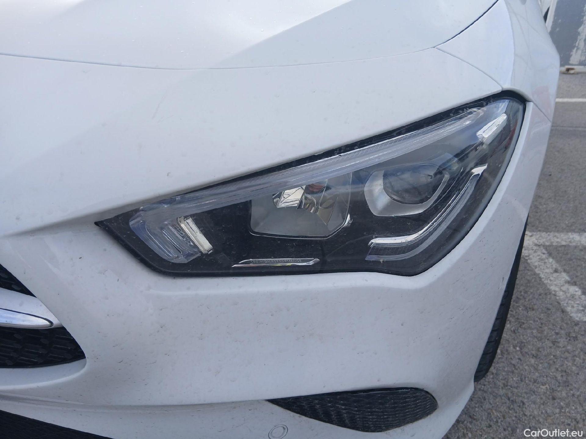  Mercedes  CLA-Klasse MERCEDES-BENZ CLA / 2019 / 4P / coupé CLA 250 e #4