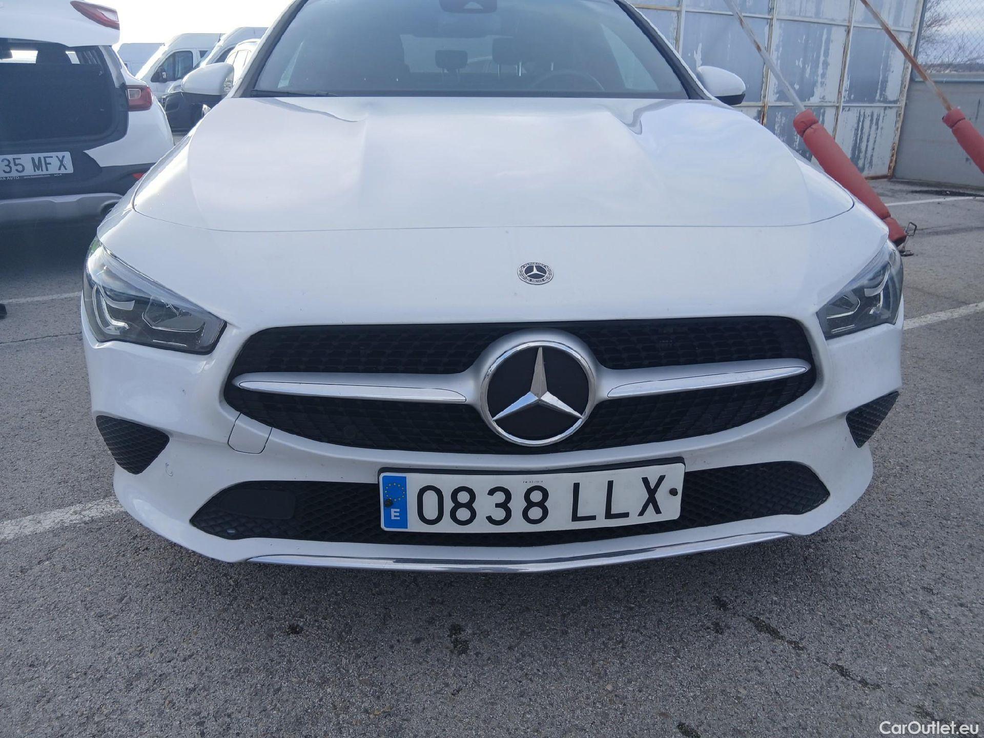  Mercedes  CLA-Klasse MERCEDES-BENZ CLA / 2019 / 4P / coupé CLA 250 e #3
