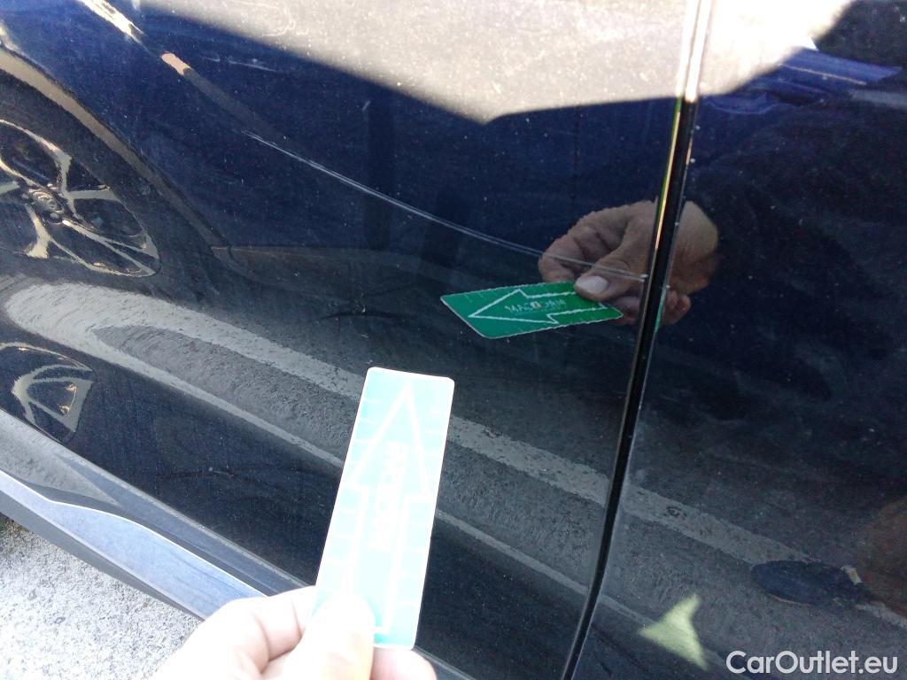  Hyundai  Santa Fe HYUNDAI  / 2021 / 5P / todoterreno 2.2 CRDi Maxx DCT 4x2 #24