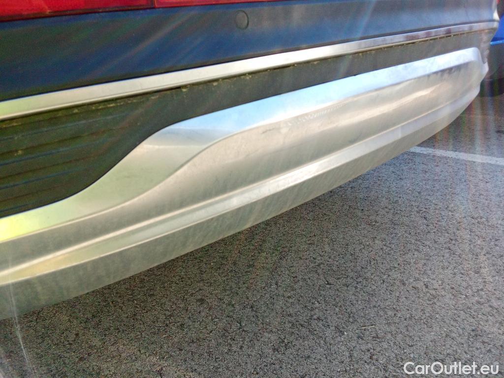  Hyundai  Santa Fe HYUNDAI  / 2021 / 5P / todoterreno 2.2 CRDi Maxx DCT 4x2 #5