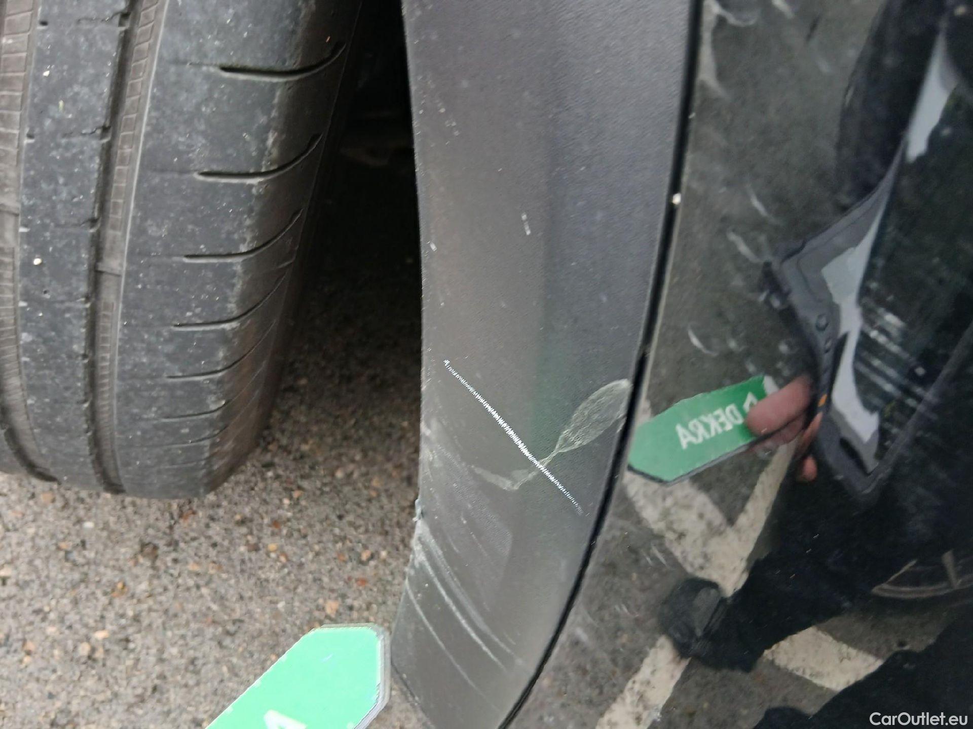  Mercedes  G-Klasee MERCEDES-BENZ GLE / 2018 / 5P / todoterreno GLE 350 de 4MATIC (Híbrido Enchufable) #16