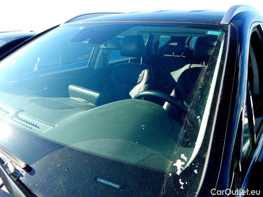  Hyundai  Santa Fe HYUNDAI  / 2021 / 5P / todoterreno 2.2 CRDi Maxx DCT 4x2 #1