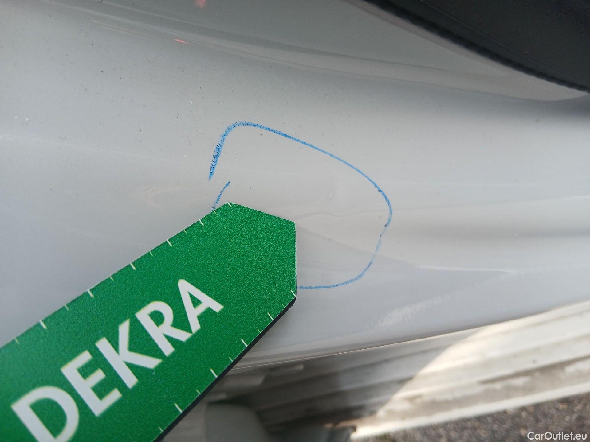  Mercedes  CLA-Klasse MERCEDES-BENZ CLA / 2019 / 4P / coupé CLA 250 e #40