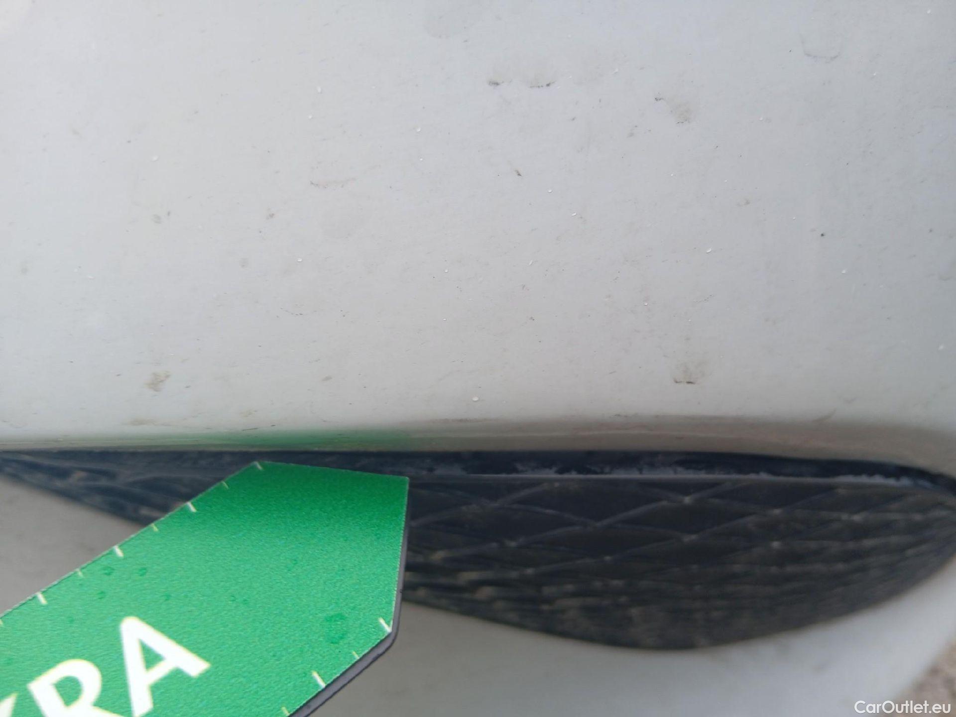  Mercedes  CLA-Klasse MERCEDES-BENZ CLA / 2019 / 4P / coupé CLA 250 e #43