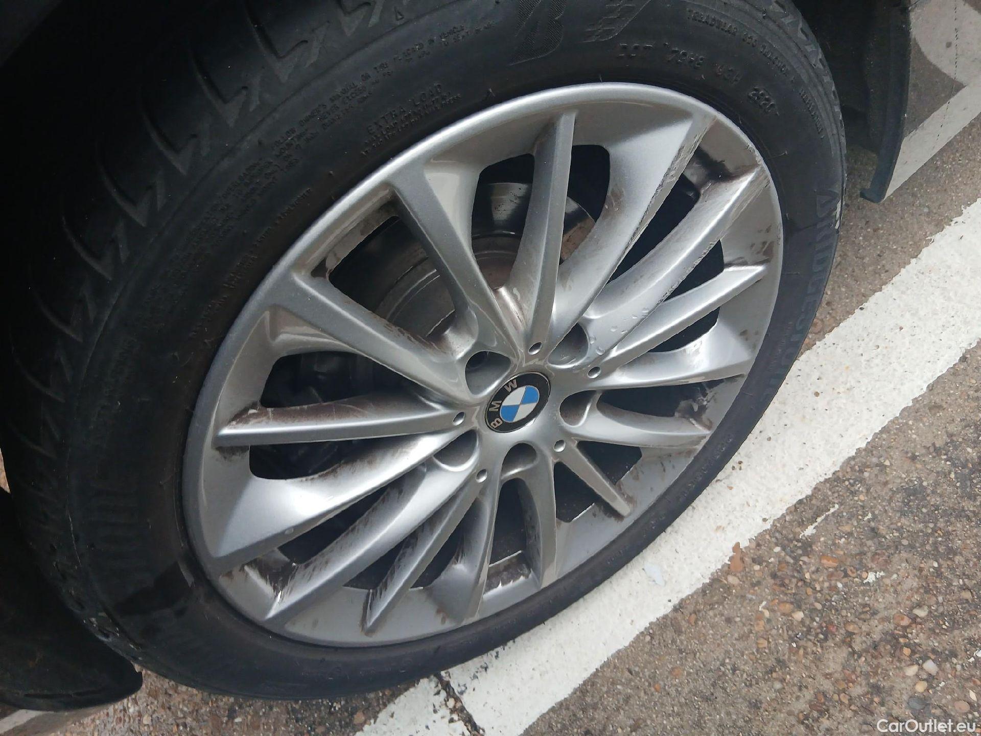  Bmw  Serie 1 BMW  / 2019 / 5P / berlina con portón 118i #15