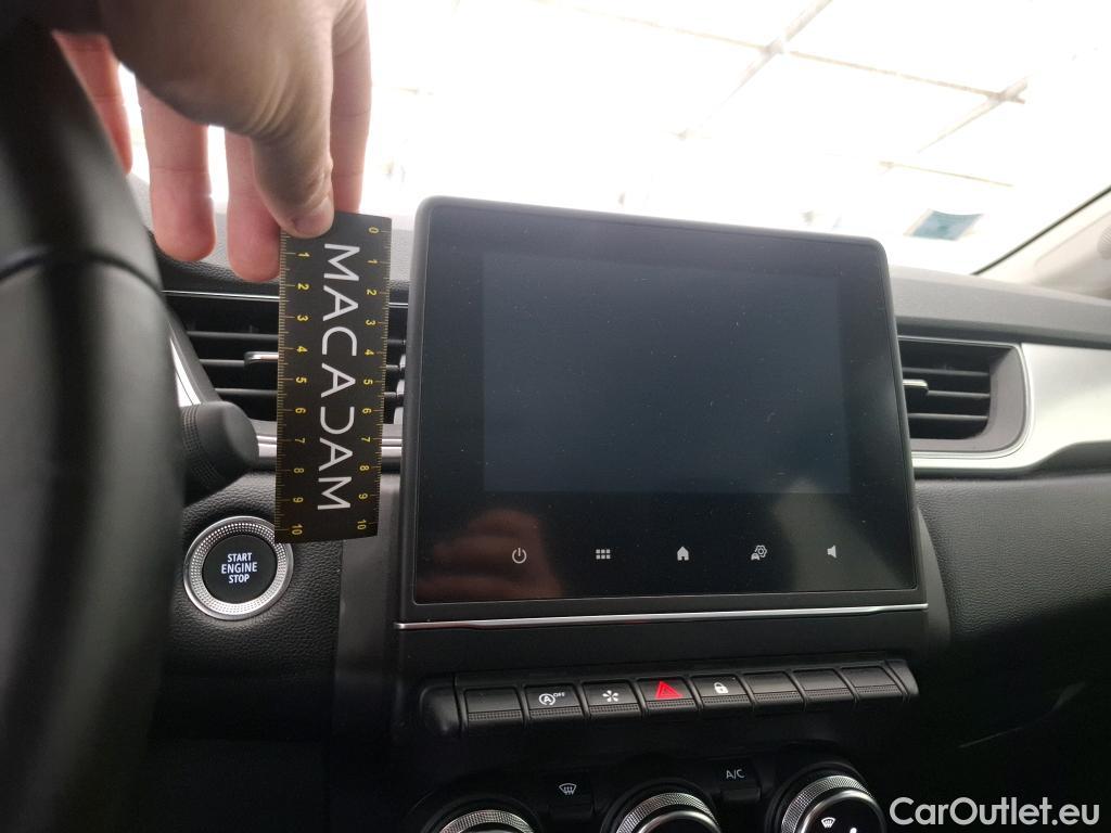  Renault  Captur RENAULT  / 2019 / 5P / SUV techno mild hybrid 140 #10