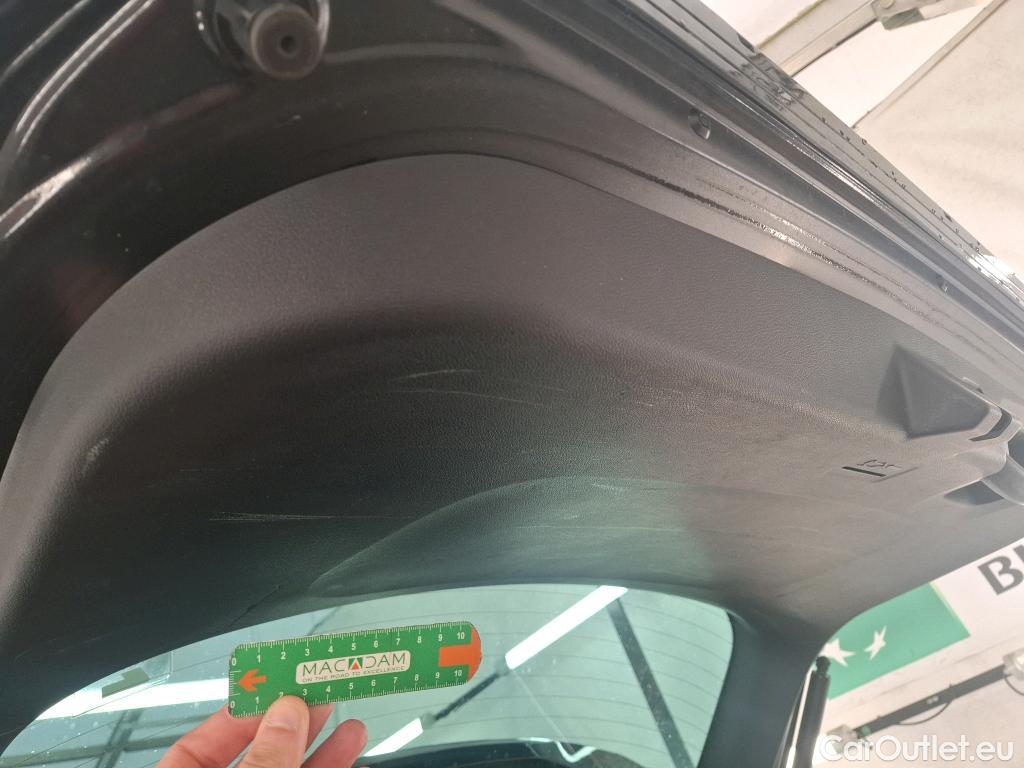  KIA  Sportage KIA  / 2021 / 5P / SUV 1.6 T-GDI 265 PHEV AUTO 4WD GT-L PREM BU #16