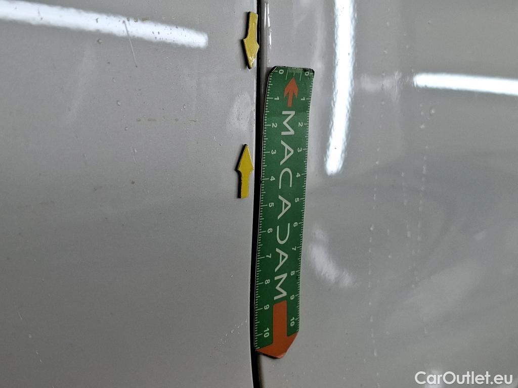  Bmw  X2 Série  sDrive 18i Lounge 1.5 135CV BVA7 E6d #16