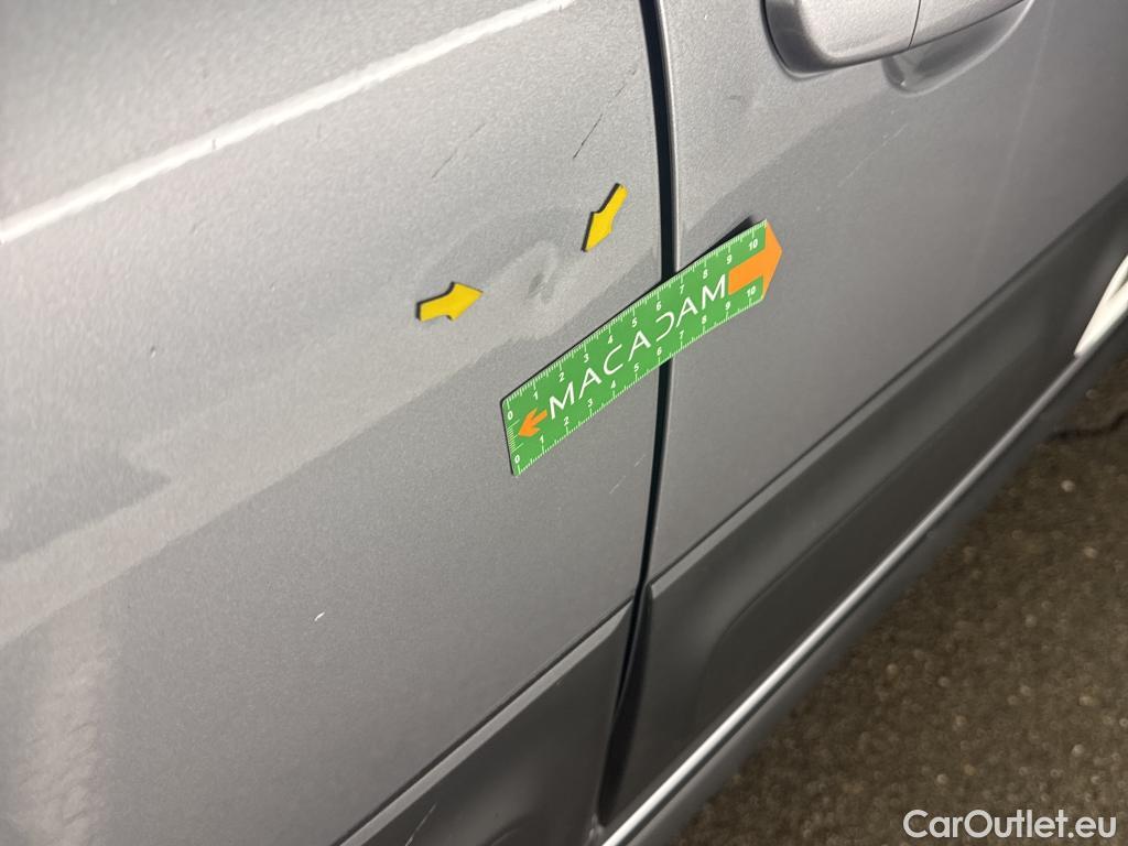  Citroen  C3  Shine 1.2 PureTech 80CV BVM5 6E #2