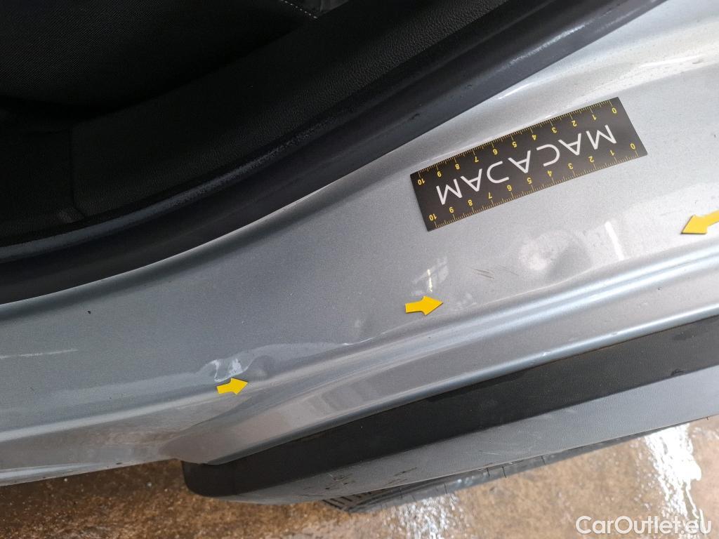  Renault  Captur RENAULT  / 2019 / 5P / SUV techno mild hybrid 140 #5