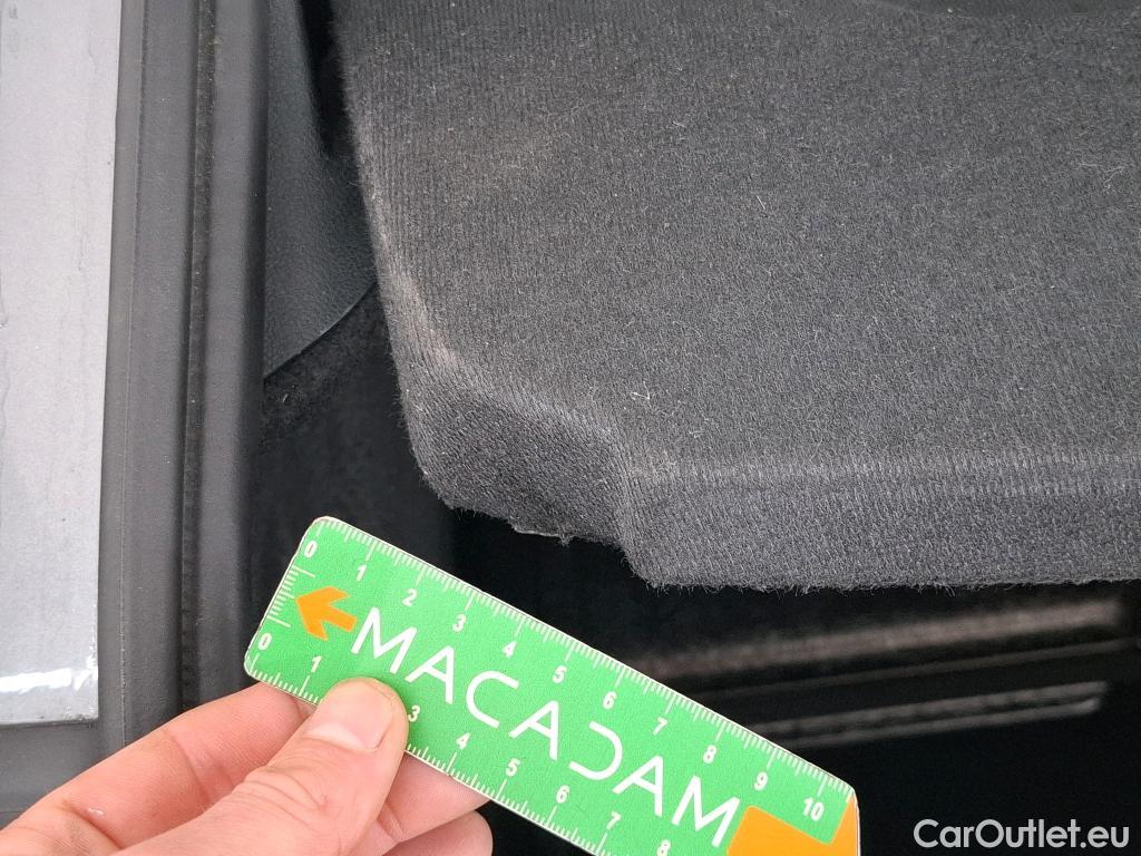  Bmw  Serie 1 BMW Série 1 / 2019 / 5P / Berline 116i DKG7 Business Design #4