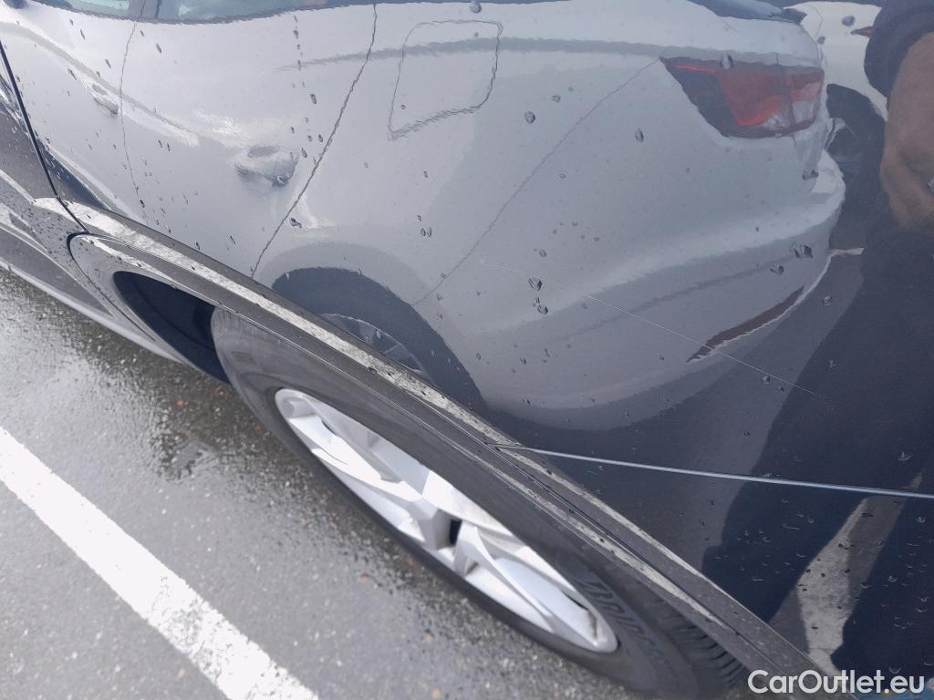  Audi  Q5 AUDI  / 2016 / 5P / todoterreno Design 35 TDI 120kW S tronic (AC) #10