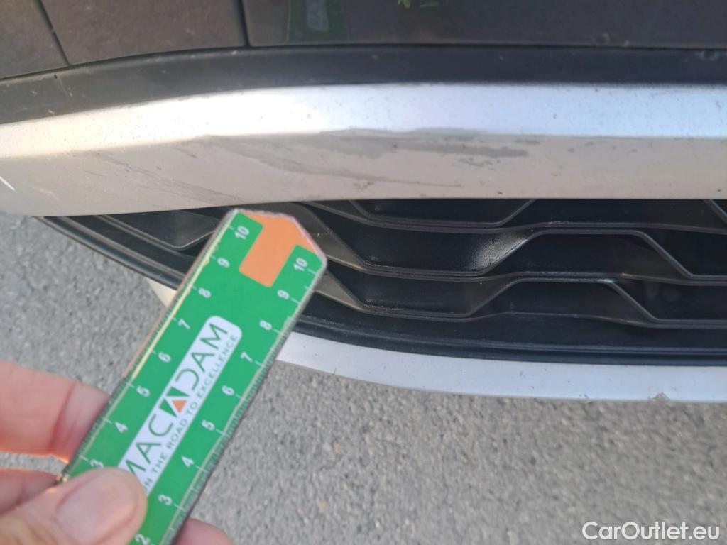  Volkswagen  T-ROC VOLKSWAGEN  / 2021 / 5P / todoterreno Life 2.0 TDI 85kW (115CV) (AC2) #36