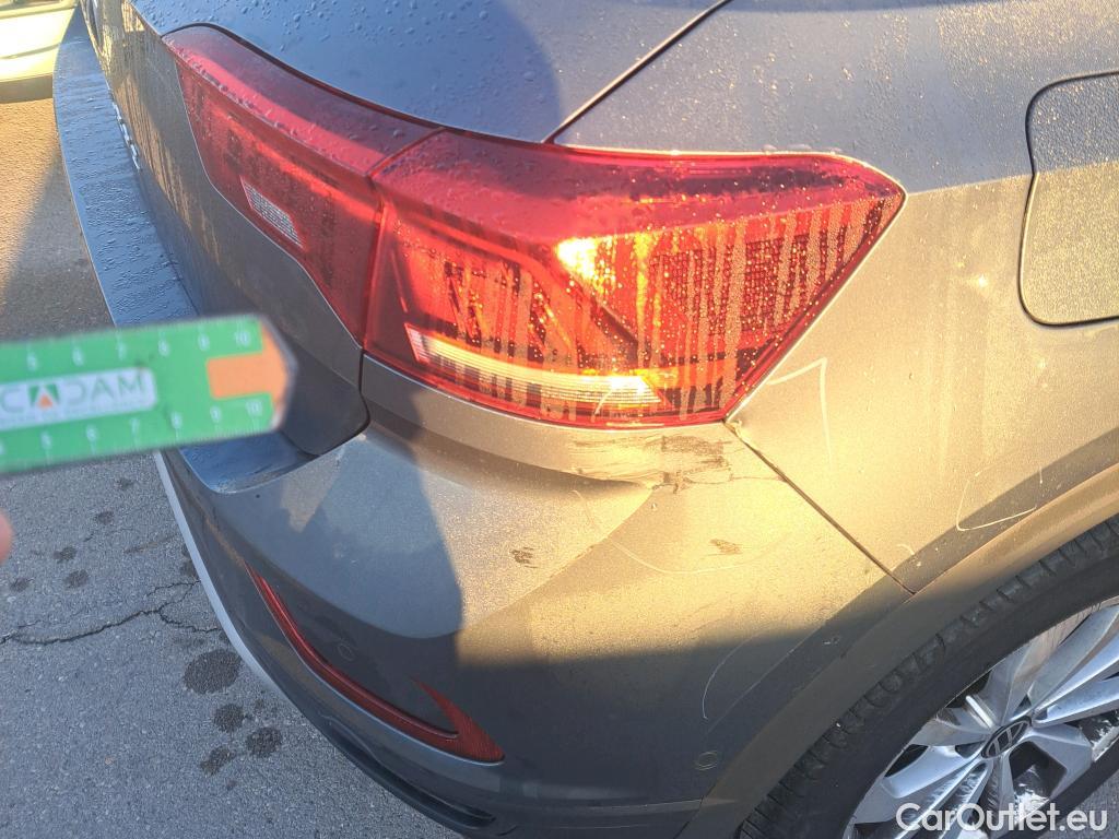  Volkswagen  T-ROC VOLKSWAGEN  / 2021 / 5P / todoterreno Life 2.0 TDI 85kW (115CV) (AC2) #53