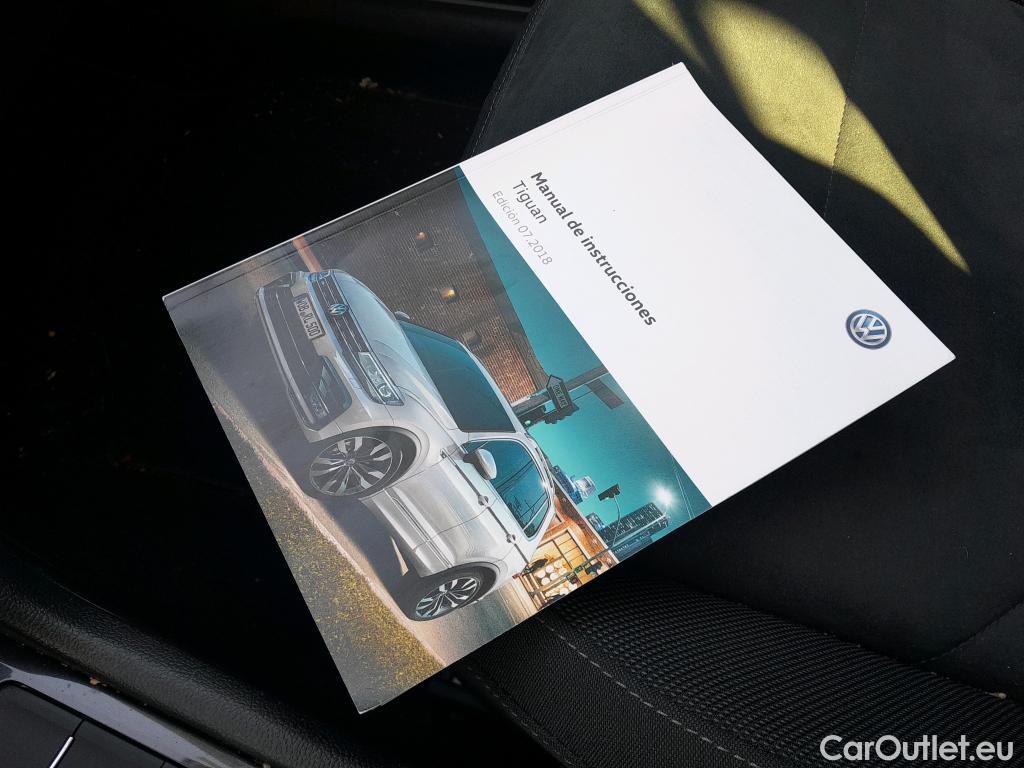  Volkswagen  Tiguan VOLKSWAGEN  / 2016 / 5P / todoterreno Sport 2.0 TDI 110kW (150CV) 4Motion DSG #4