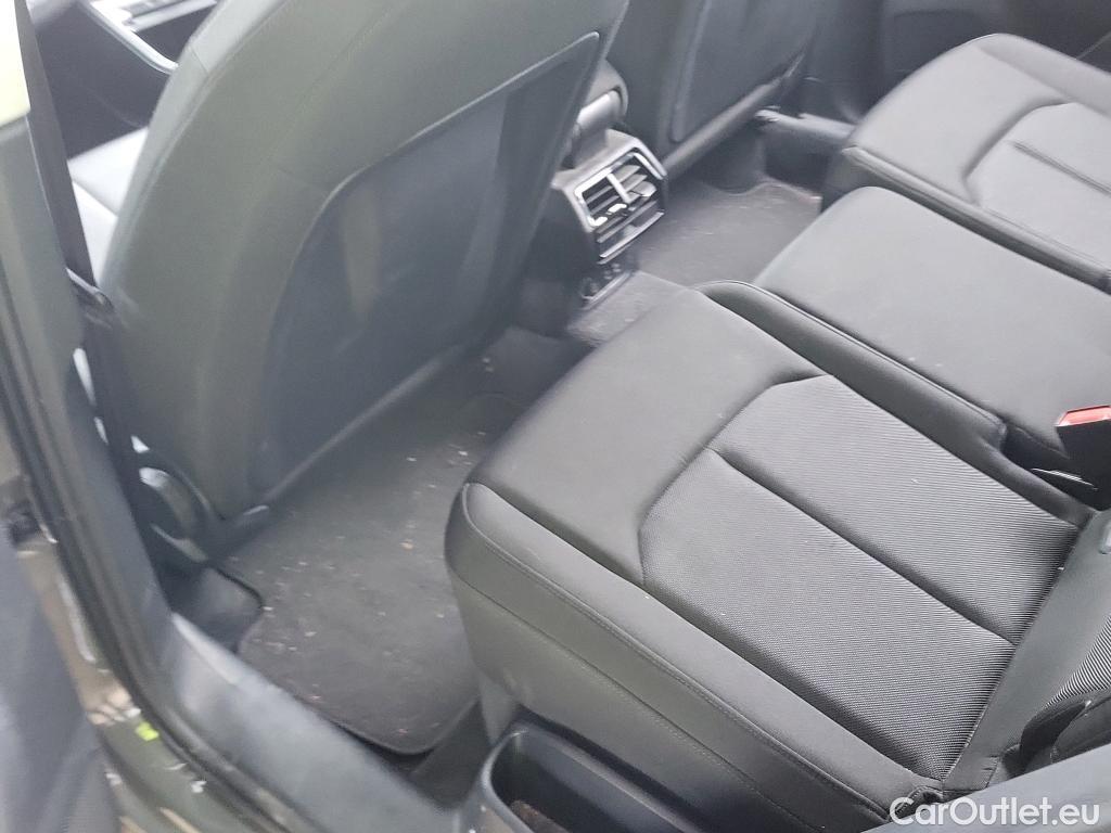  Audi  Q3 AUDI  / 2018 / 5P / todoterreno Advanced 35 TDI 110kW (150CV) S tronic #26