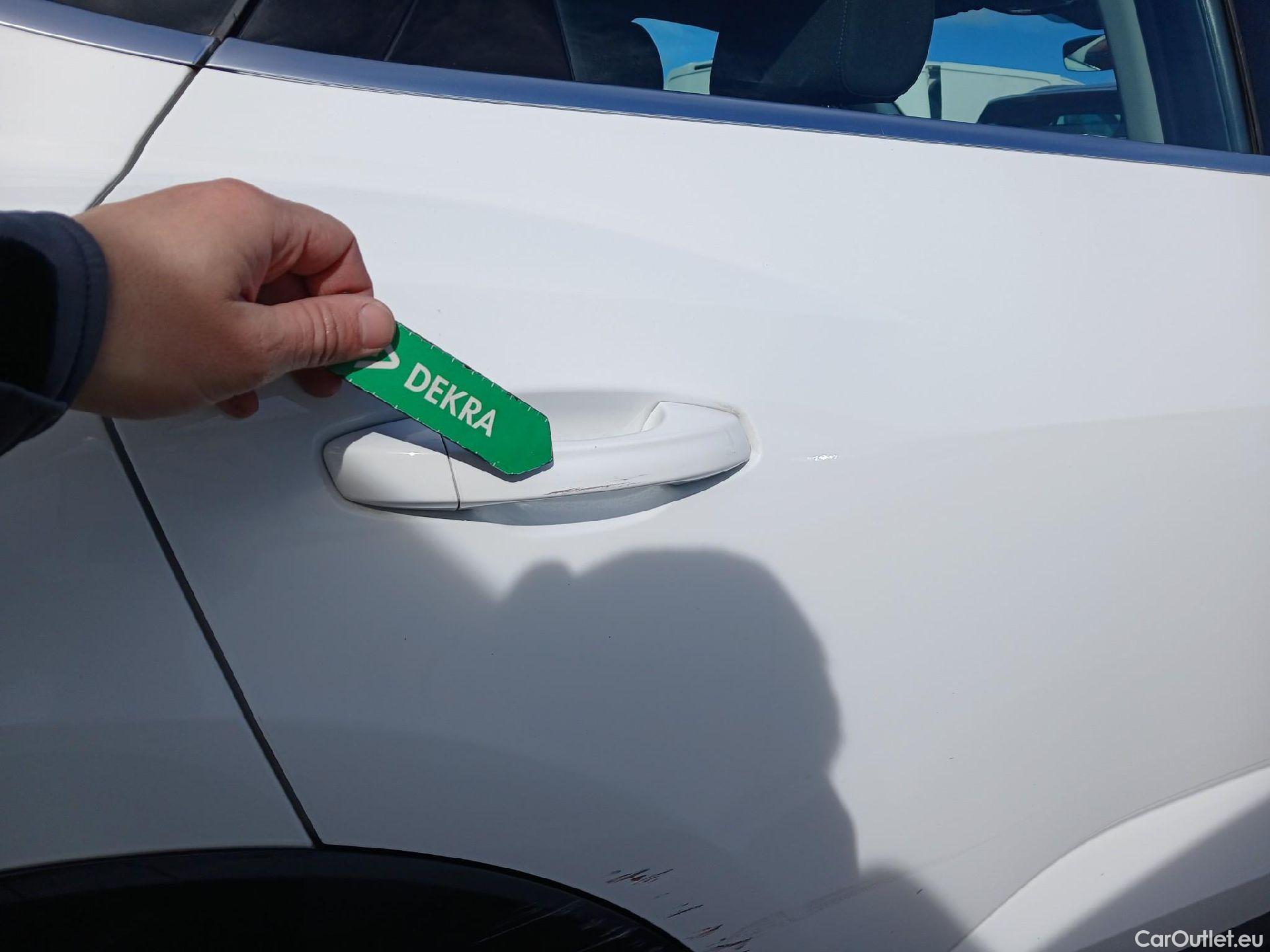  Audi  Q3 AUDI  Sportback / 2019 / 5P / todoterreno 40 TDI 140kW S tronic Quattro Advanced #33