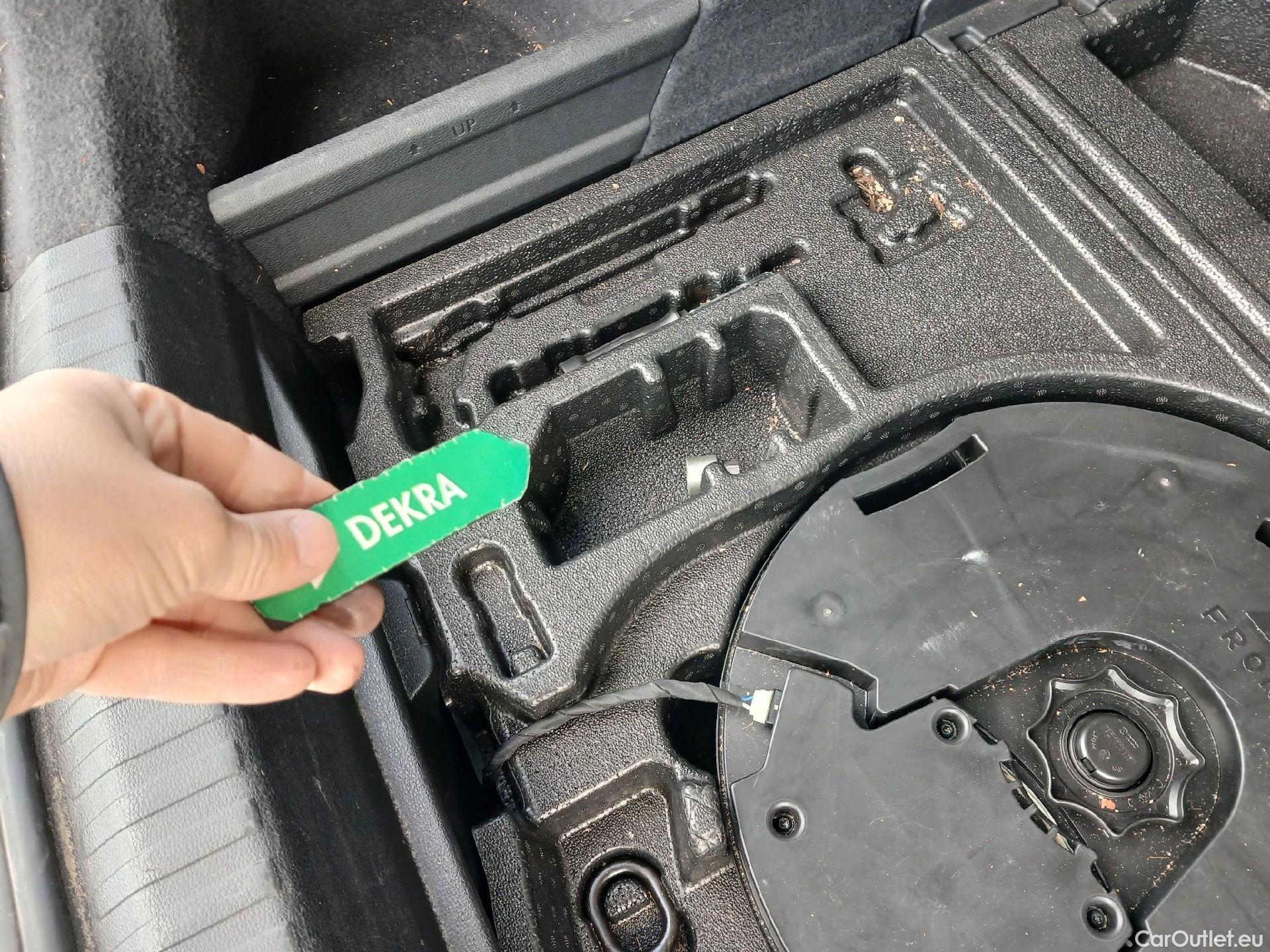  Audi  Q3 AUDI  Sportback / 2019 / 5P / todoterreno 40 TDI 140kW S tronic Quattro Advanced #42