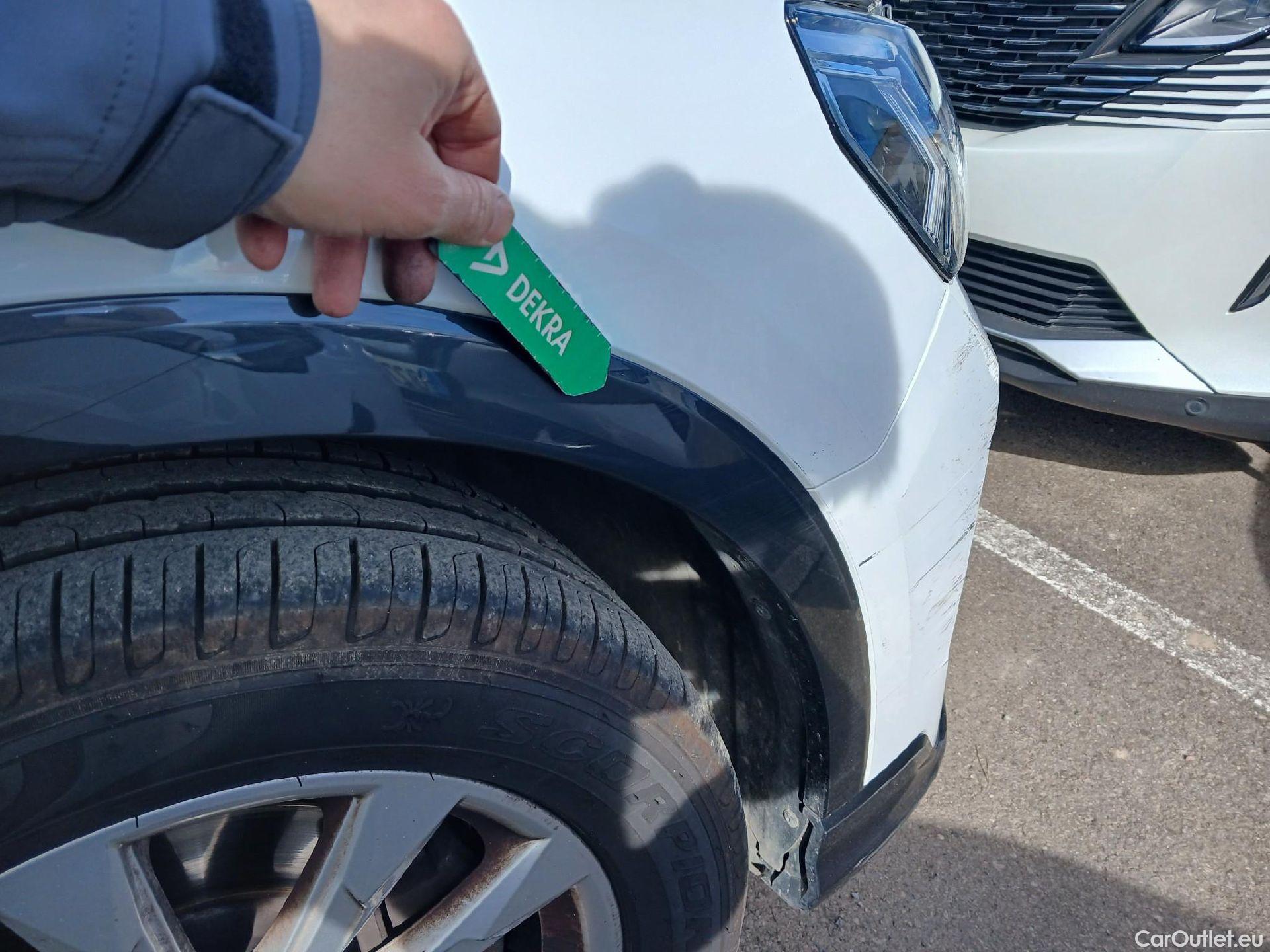  Audi  Q3 AUDI  Sportback / 2019 / 5P / todoterreno 40 TDI 140kW S tronic Quattro Advanced #40