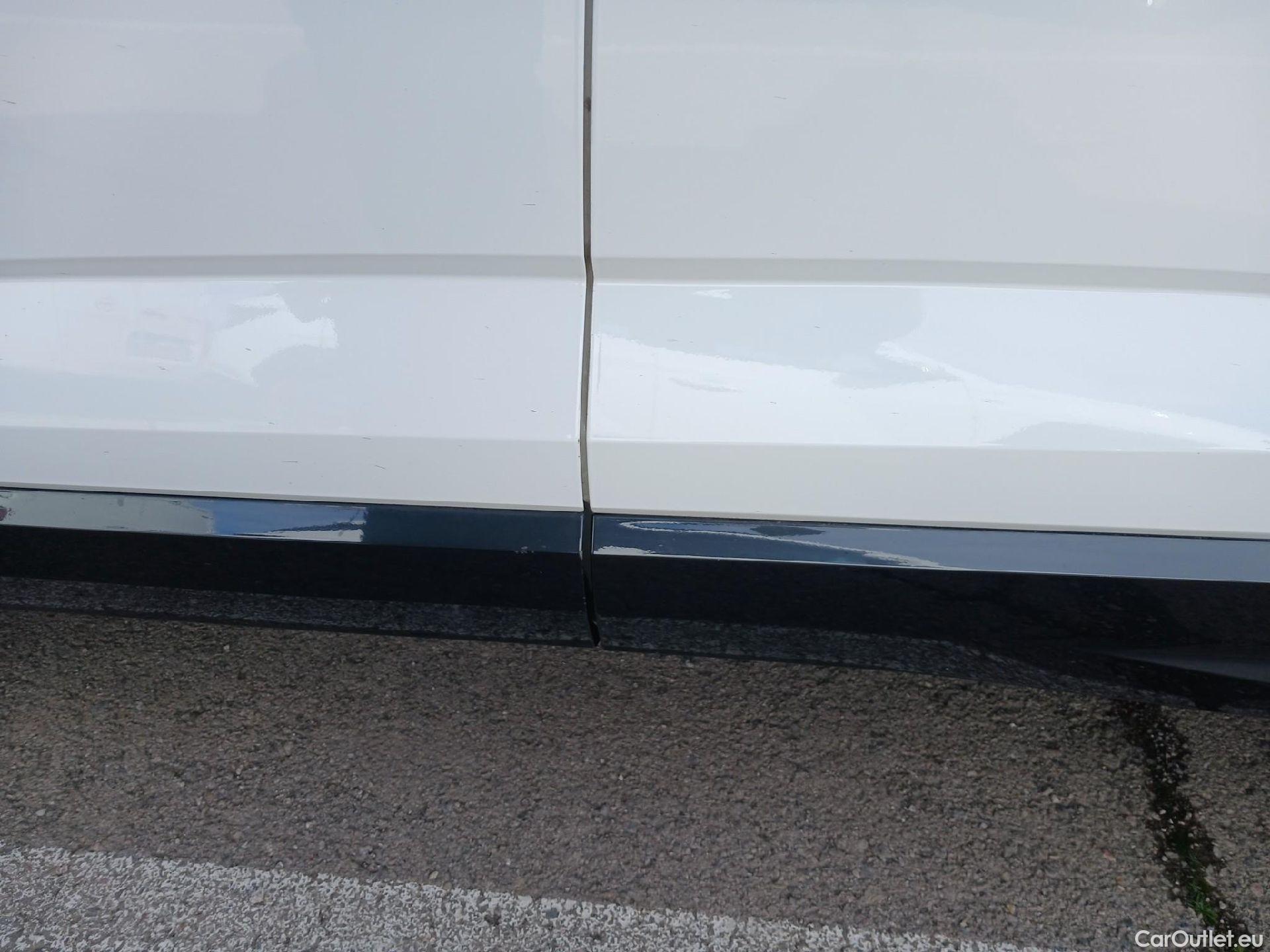  Audi  Q3 AUDI  Sportback / 2019 / 5P / todoterreno 40 TDI 140kW S tronic Quattro Advanced #21