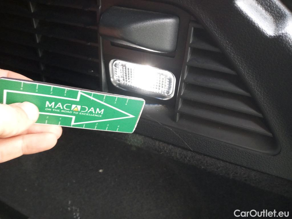  Audi  Q2 AUDI  / 2016 / 5P / todoterreno Design 30 TFSI 85kW (116CV) #7