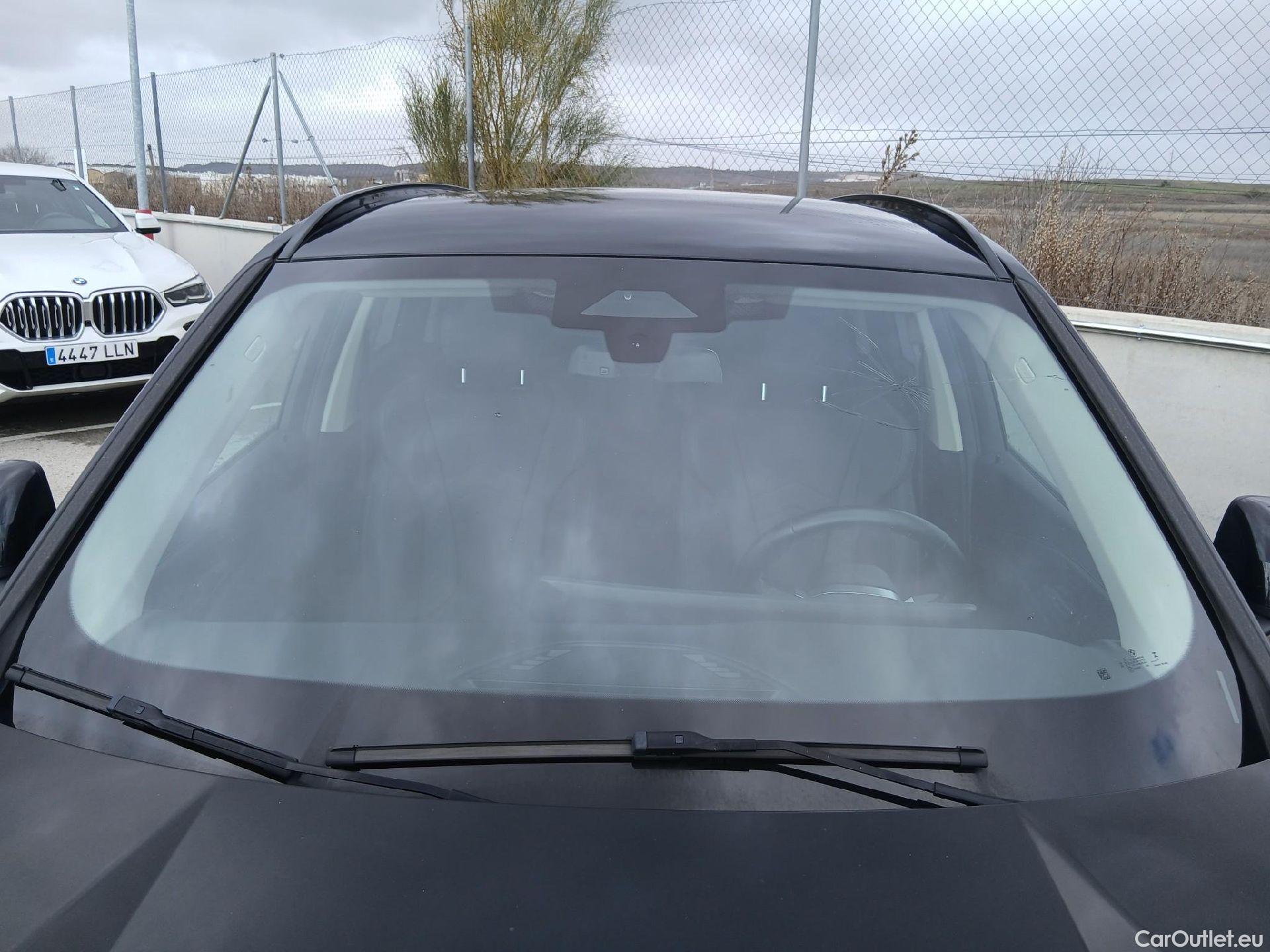  Bmw  X1 BMW  / 2022 / 5P / todoterreno sDrive18d #4