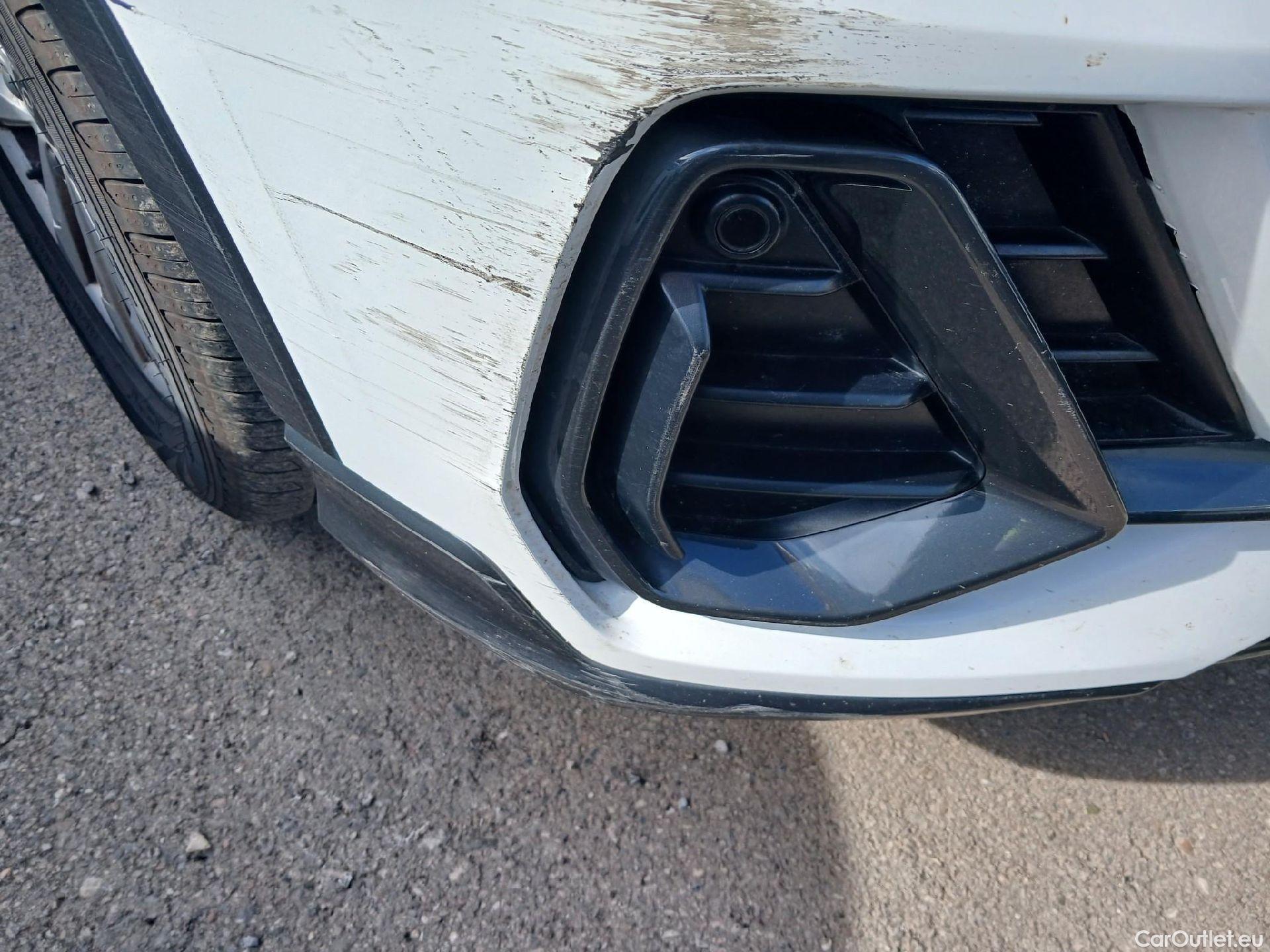  Audi  Q3 AUDI  Sportback / 2019 / 5P / todoterreno 40 TDI 140kW S tronic Quattro Advanced #4