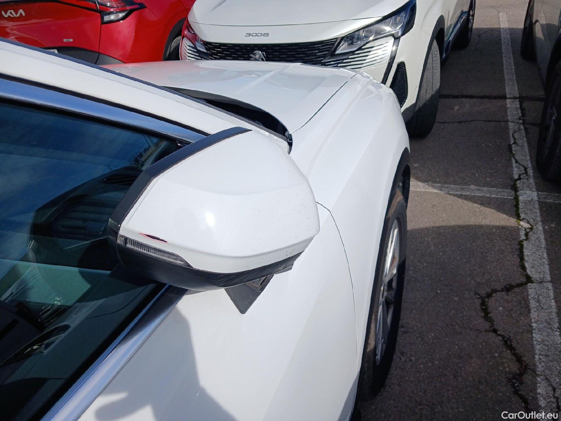  Audi  Q3 AUDI  Sportback / 2019 / 5P / todoterreno 40 TDI 140kW S tronic Quattro Advanced #36