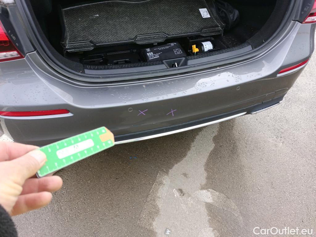  Mercedes  A-Klasse MERCEDES-BENZ Clase A / 2018 / 4P / sedán Sedán A 250 e #35