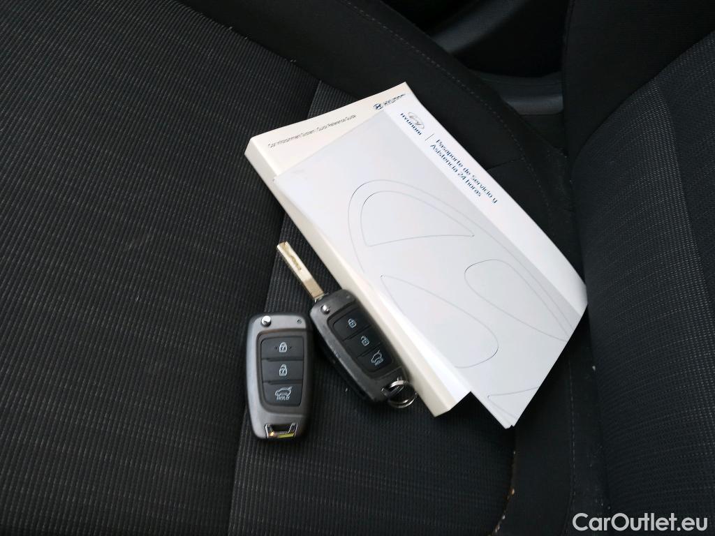  Hyundai  Konna HYUNDAI Kona / 2020 / 5P / todoterreno 1.6 GDI HEV Maxx DCT #16