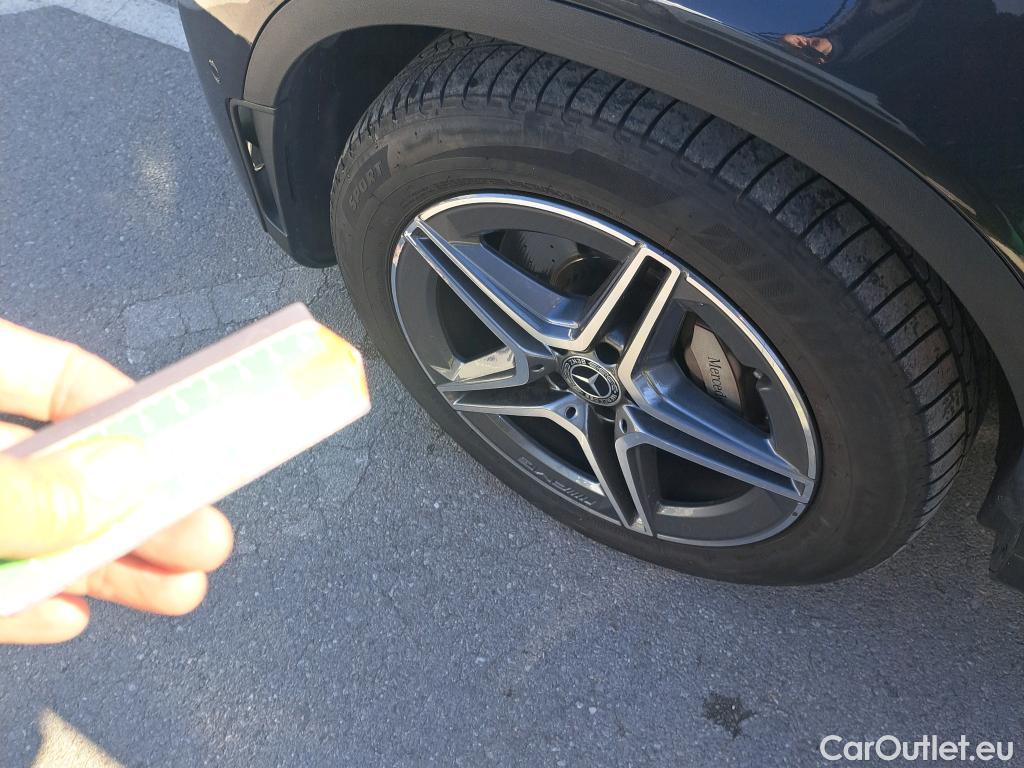  Mercedes  G-Klasee MERCEDES-BENZ Clase GLC / 2019 / 5P / todoterreno GLC 200 4MATIC #3